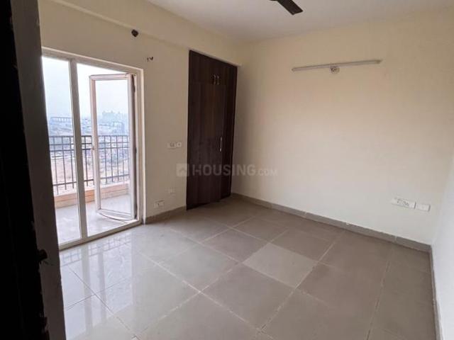 2 BHK Apartment in Noida Extension for resale Greater Noida. The reference number is 19674857