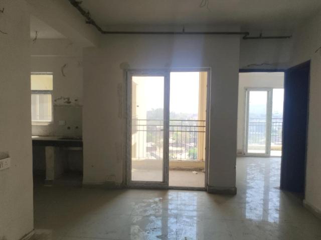 2 BHK Apartment in Noida Extension for resale Greater Noida. The reference number is 19698588