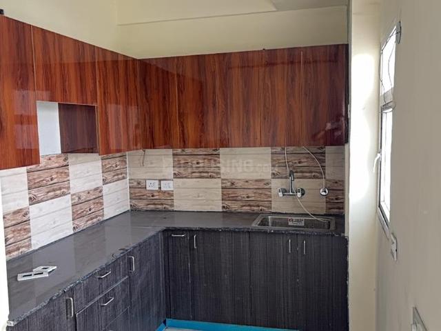 2 BHK Apartment in Noida Extension for resale Greater Noida. The reference number is 19698657