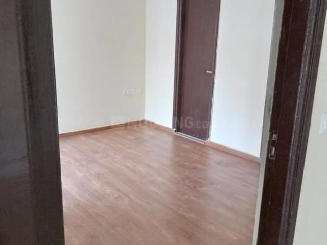 2 BHK Apartment in Noida Extension for resale Greater Noida. The reference number is 19773194