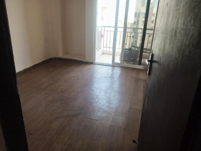 2 BHK Apartment in Noida Extension for resale Greater Noida. The reference number is 19777306