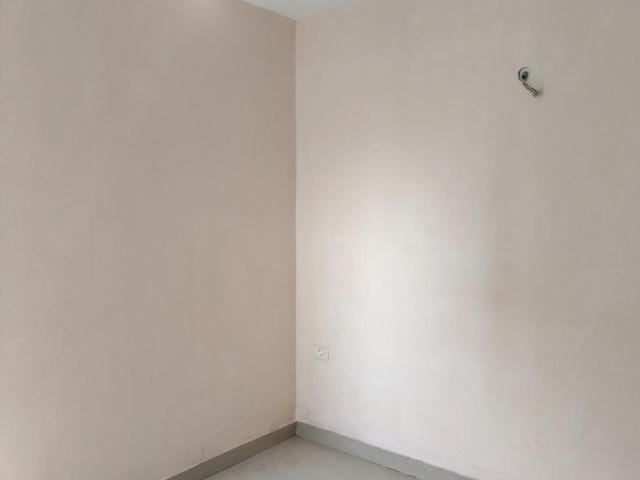 2 BHK Apartment in Noida Extension for resale Greater Noida. The reference number is 19712193
