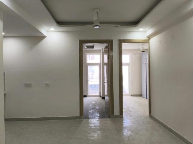 2 BHK Apartment in Noida Extension for resale Greater Noida. The reference number is 19840945