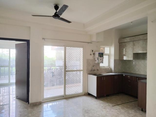 2 BHK Apartment in Noida Extension for resale Greater Noida. The reference number is 19866562