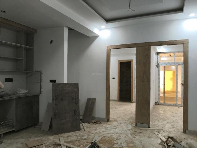 2 BHK Apartment in Noida Extension for resale Greater Noida. The reference number is 19808504