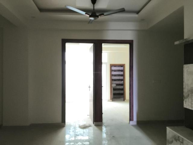 2 BHK Apartment in Noida Extension for resale Greater Noida. The reference number is 19808687