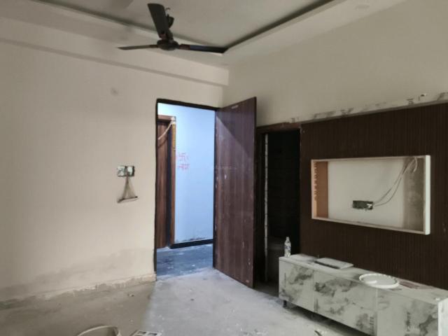 2 BHK Apartment in Noida Extension for resale Greater Noida. The reference number is 19808709