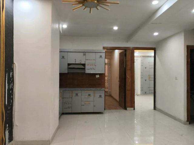 2 BHK Apartment in Noida Extension for resale Greater Noida. The reference number is 19809118