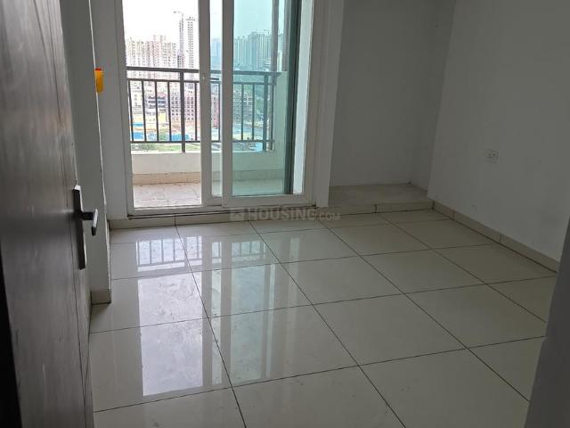 2 BHK Apartment in Noida Extension for resale Greater Noida. The reference number is 19940266