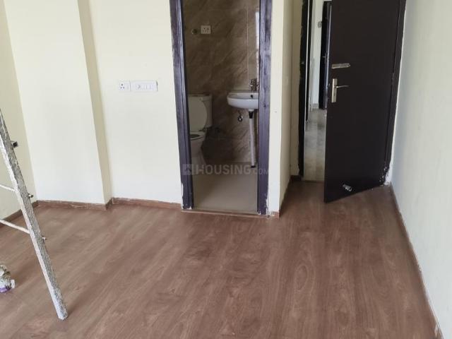2 BHK Apartment in Noida Extension for resale Greater Noida. The reference number is 19957700