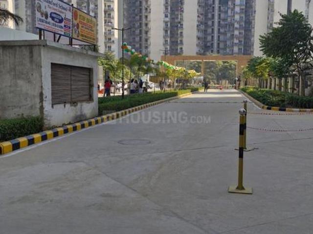 2 BHK Apartment in Noida Extension for resale Greater Noida. The reference number is 19966769