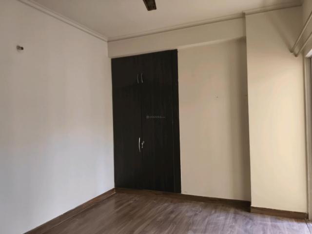 2 BHK Apartment in Noida Extension for resale Greater Noida. The reference number is 19904975