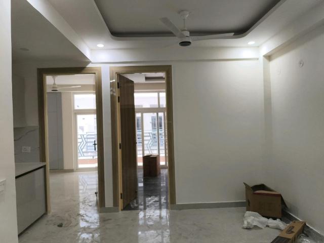2 BHK Apartment in Noida Extension for resale Greater Noida. The reference number is 19924728