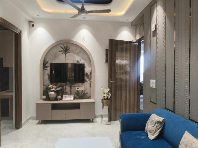 2 BHK Apartment in Noida Extension for resale Greater Noida. The reference number is 19924974