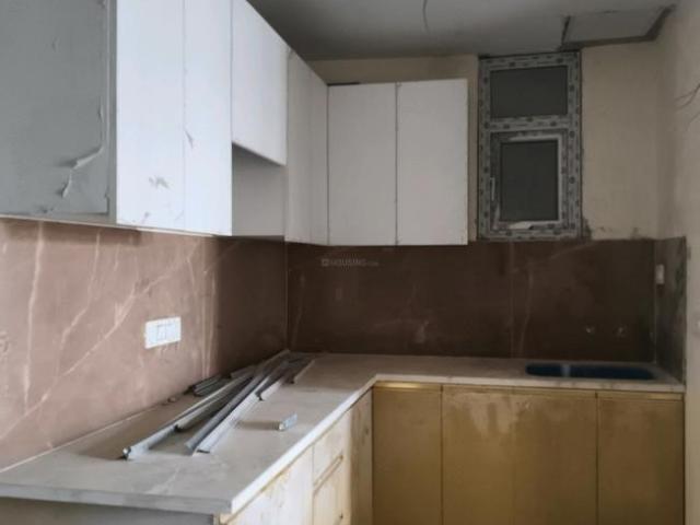 2 BHK Apartment in Noida Extension for resale Greater Noida. The reference number is 19925159