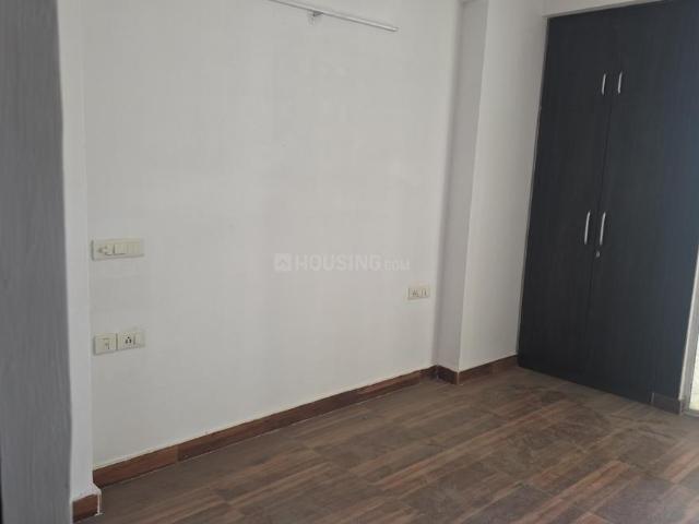 2 BHK Apartment in Noida Extension for resale Greater Noida. The reference number is 19933808