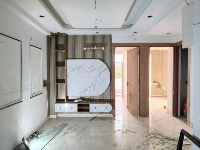 2 BHK Apartment in Noida Extension for resale Greater Noida. The reference number is 20050908