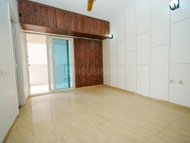 2 BHK Apartment in Noida Extension for resale Greater Noida. The reference number is 20005242