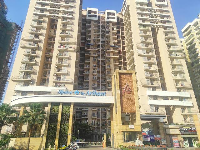 2 BHK Apartment in Noida Extension for resale Greater Noida. The reference number is 20148649