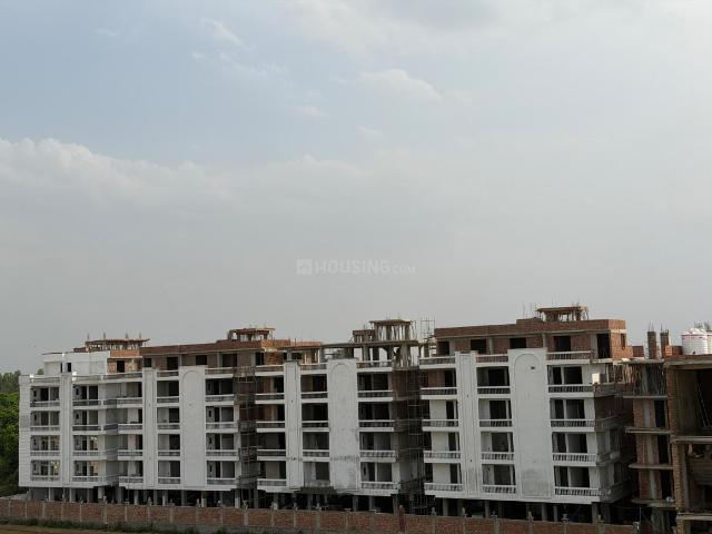 2 BHK Apartment in Noida Extension for resale Greater Noida. The reference number is 20154939