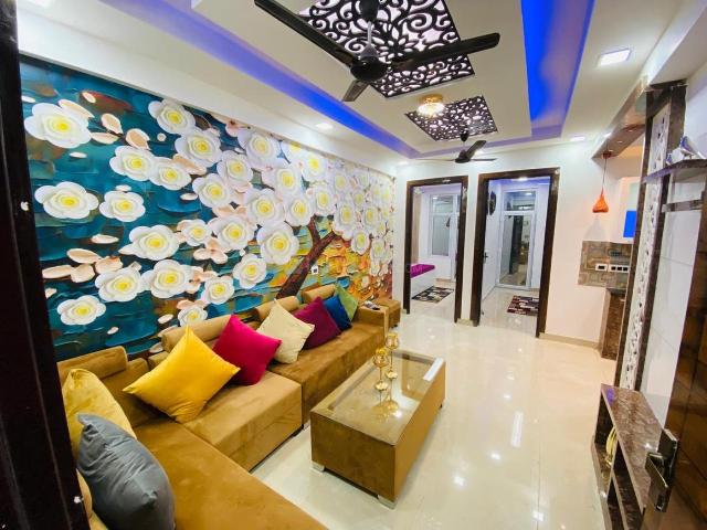 2 BHK Apartment in Noida Extension for resale Greater Noida. The reference number is 20185778