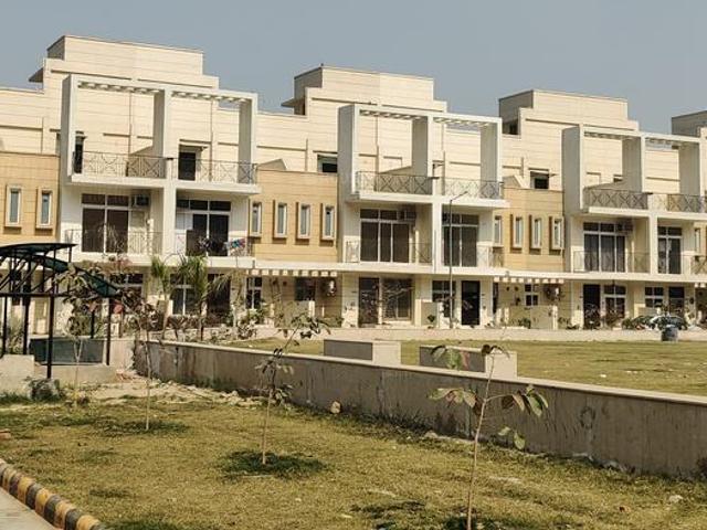 2 BHK Apartment in Noida Extension for resale Greater Noida. The reference number is 20262176
