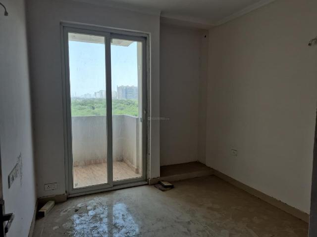 2 BHK Apartment in Noida Extension for resale Greater Noida. The reference number is 20268381
