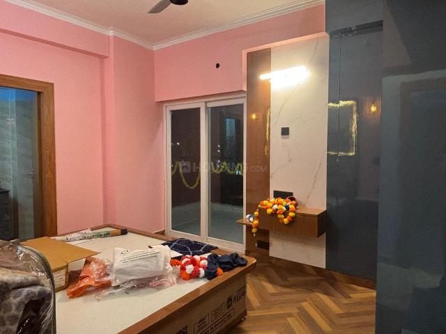2 BHK Apartment in Noida Extension for resale Greater Noida. The reference number is 20287878