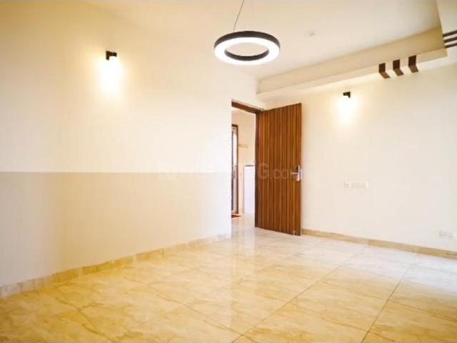 2 BHK Apartment in Noida Extension for resale Greater Noida. The reference number is 20378971