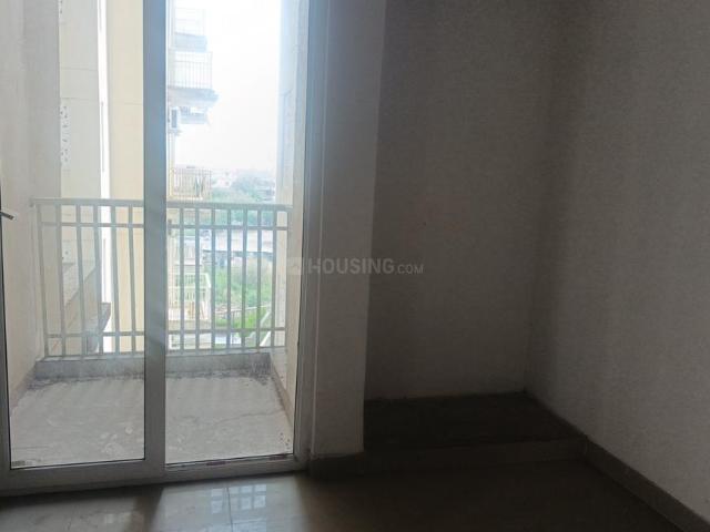 2 BHK Apartment in Noida Extension for resale Greater Noida. The reference number is 20399919