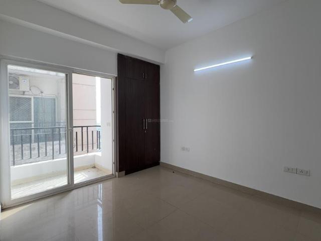 2 BHK Apartment in Noida Extension for resale Greater Noida. The reference number is 20454884