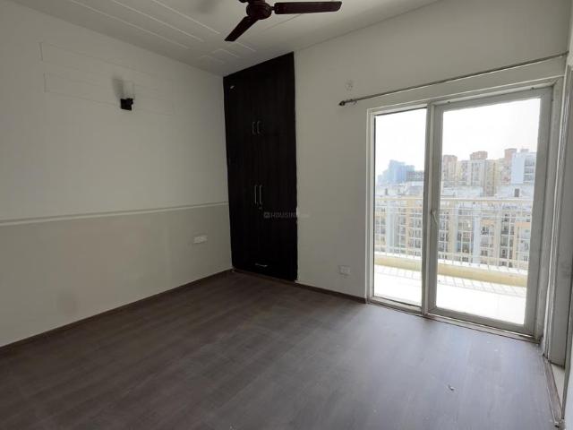 2 BHK Apartment in Noida Extension for resale Greater Noida. The reference number is 20474980