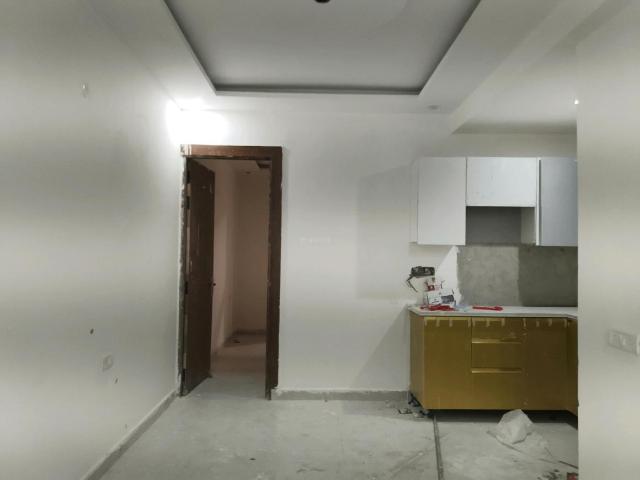 2 BHK Apartment in Noida Extension for resale Greater Noida. The reference number is 20475456