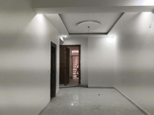 2 BHK Apartment in Noida Extension for resale Greater Noida. The reference number is 20475437