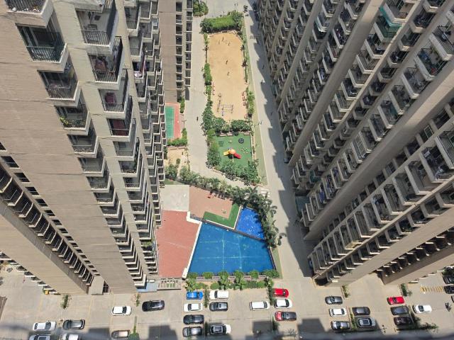 2 BHK Apartment in Noida Extension for resale Greater Noida. The reference number is 20489672