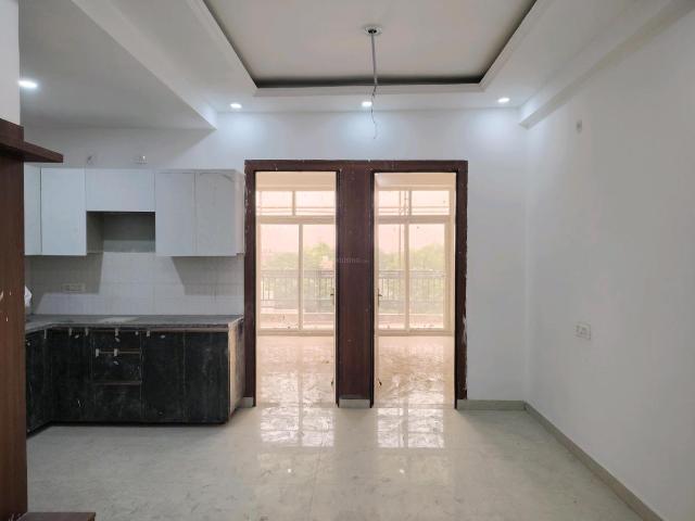2 BHK Apartment in Noida Extension for resale Greater Noida. The reference number is 20587587