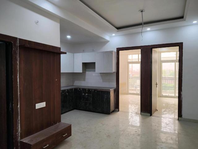 2 BHK Apartment in Noida Extension for resale Greater Noida. The reference number is 20587650