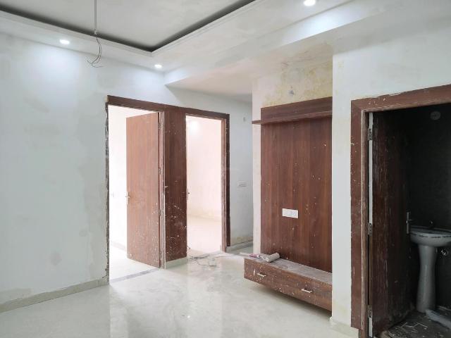 2 BHK Apartment in Noida Extension for resale Greater Noida. The reference number is 20587680