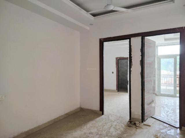 2 BHK Apartment in Noida Extension for resale Greater Noida. The reference number is 20587849
