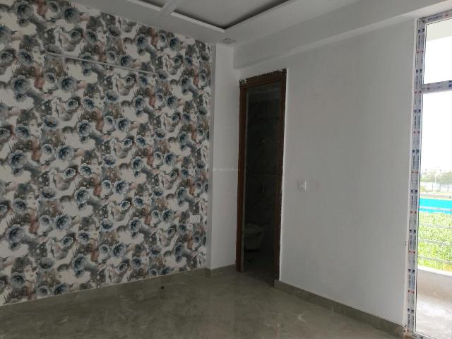 2 BHK Apartment in Noida Extension for resale Greater Noida. The reference number is 20595994