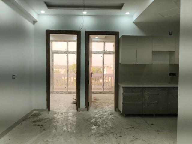 2 BHK Apartment in Noida Extension for resale Greater Noida. The reference number is 20506520