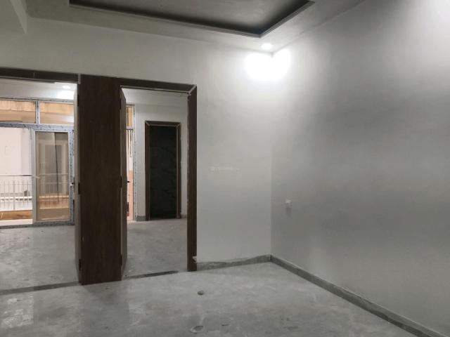 2 BHK Apartment in Noida Extension for resale Greater Noida. The reference number is 20506642