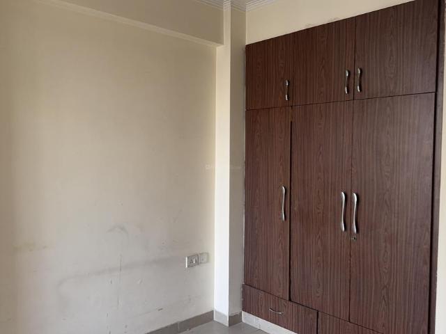 2 BHK Apartment in Noida Extension for resale Greater Noida. The reference number is 20516023