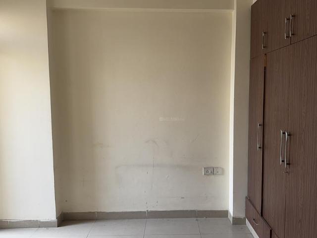 2 BHK Apartment in Noida Extension for resale Greater Noida. The reference number is 20517455