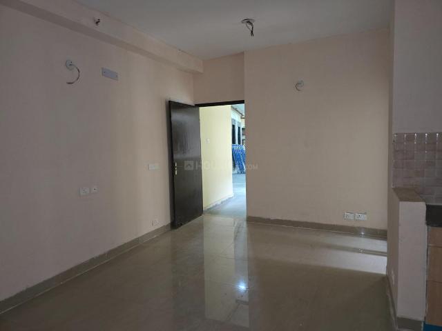 2 BHK Apartment in Noida Extension for resale Greater Noida. The reference number is 20651446