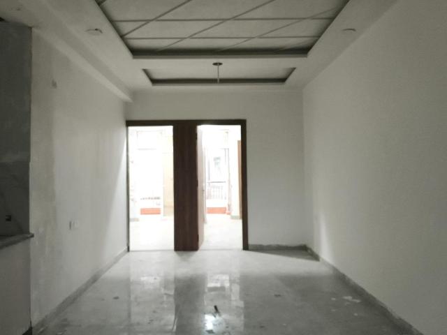 2 BHK Apartment in Noida Extension for resale Greater Noida. The reference number is 20689105
