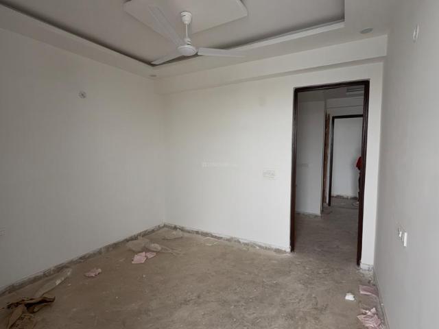 2 BHK Apartment in Noida Extension for resale Greater Noida. The reference number is 20695725