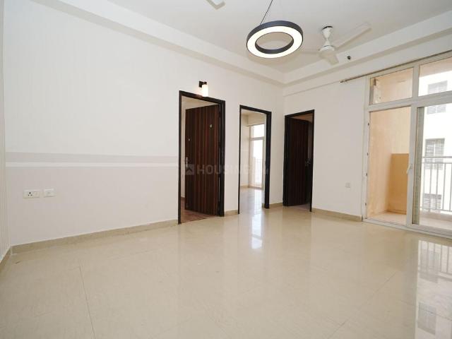 2 BHK Apartment in Noida Extension for resale Greater Noida. The reference number is 20615857
