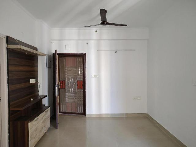 2 BHK Apartment in Noida Extension for resale Greater Noida. The reference number is 20751971