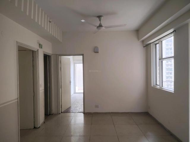 2 BHK Apartment in Noida Extension for resale Greater Noida. The reference number is 20752201